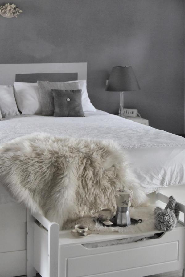 Il Sassoscritto Bed&Breakfast Montecalvo Versiggia Esterno foto