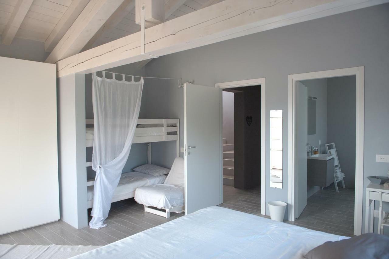 Il Sassoscritto Bed&Breakfast Montecalvo Versiggia Esterno foto