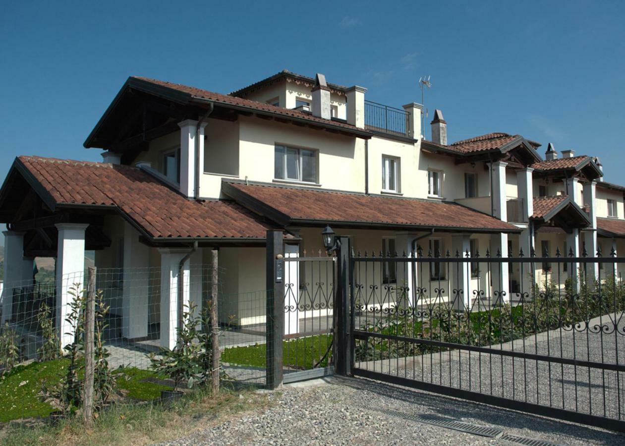 Il Sassoscritto Bed&Breakfast Montecalvo Versiggia Esterno foto