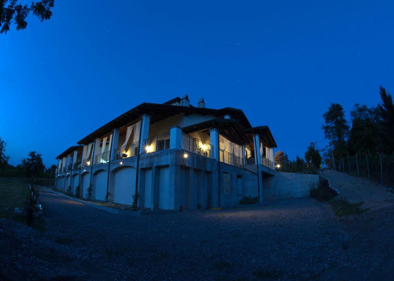 Il Sassoscritto Bed&Breakfast Montecalvo Versiggia Esterno foto