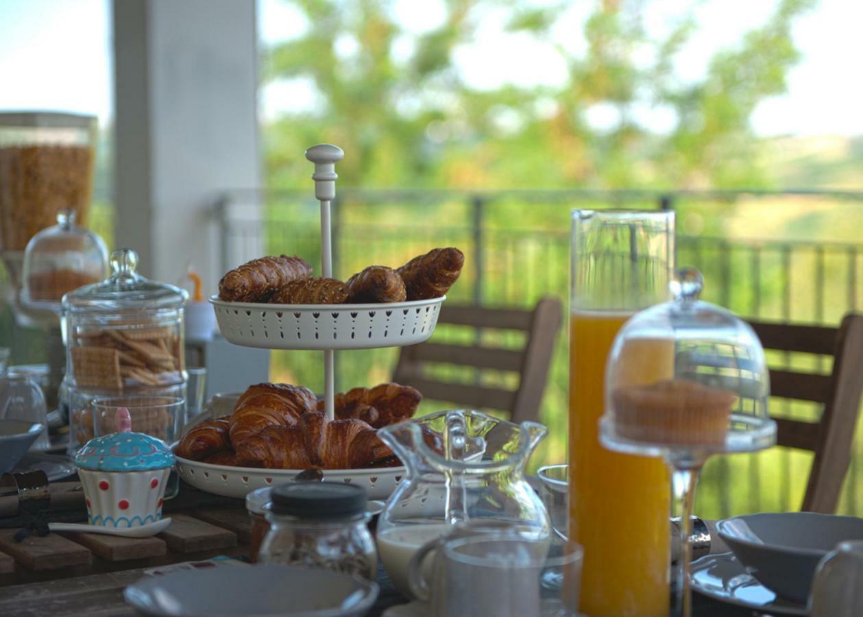Il Sassoscritto Bed&Breakfast Montecalvo Versiggia Esterno foto